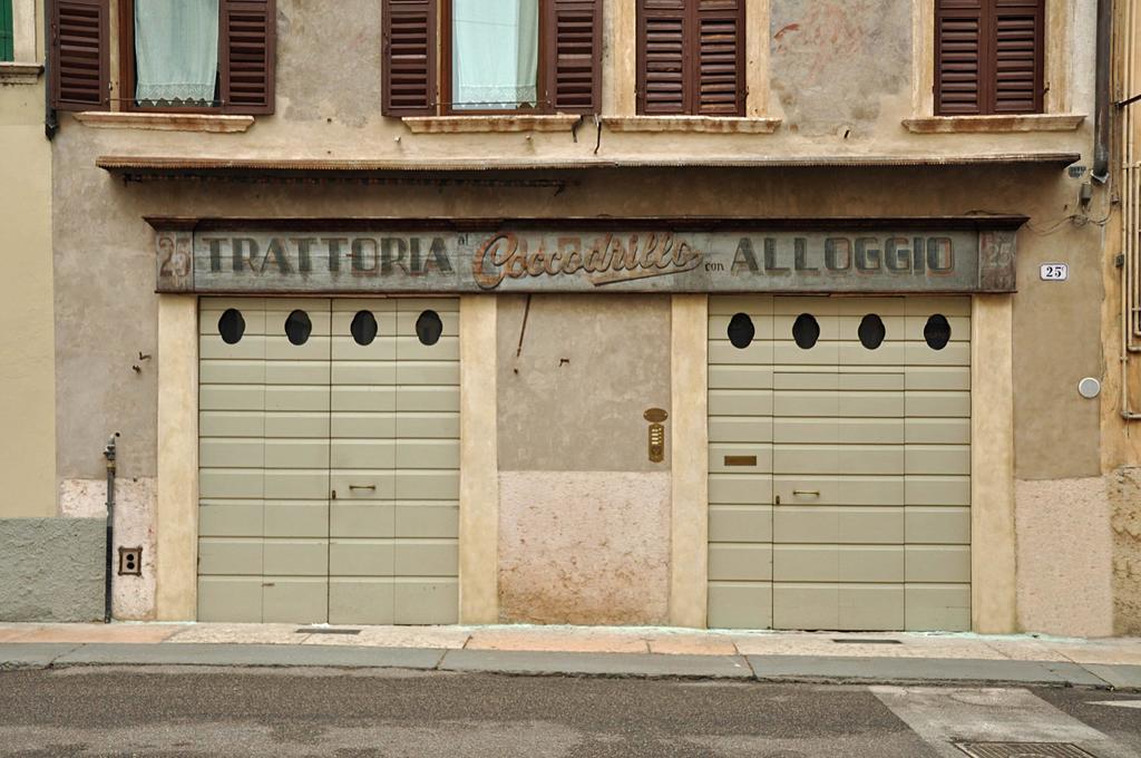 Apartamento Residenza Carducci Centro Storico Verona Habitación foto