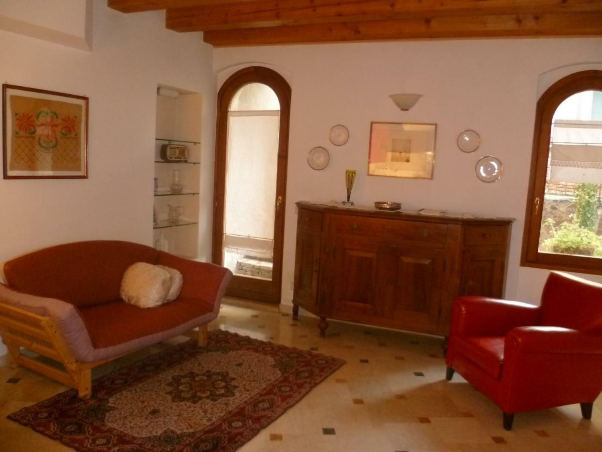 Apartamento Residenza Carducci Centro Storico Verona Exterior foto